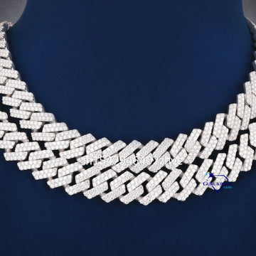 Customized Cuban Chain Pendant in Moissanite Gurukrupa-Gems
