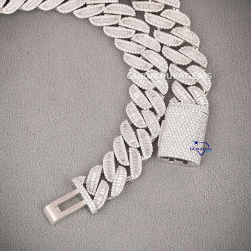 Miami cuban baguette diamond chain vvs clarity Gurukrupa-Gems