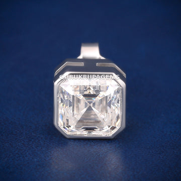 Unisex 14K Gold Solitaire Stud Earrings with Brilliant Cut Diamonds Gurukrupa-Gems